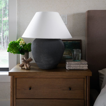 Transitional Hill-Country Primary Bedroom