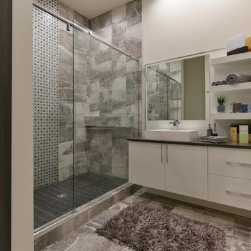 LUXURY SHOWHOME on WINDERMERE DRIVE