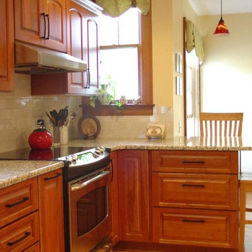 Maple Kitchen Cabinets