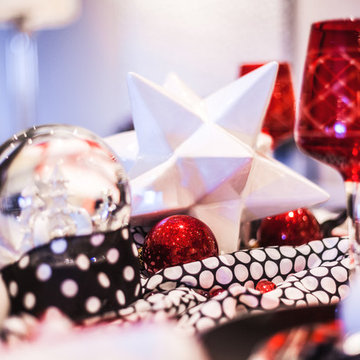 "Kitty Loves Christmas" Holiday Tablescape by Robb & Stucky