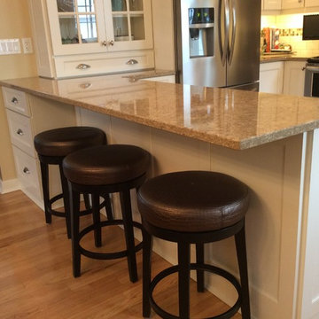 Kitchen Eating Area