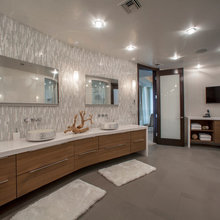 Pamela Bathroom