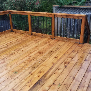14' x 14' Pressure Treated Wood Deck and Railings with Aluminum Balusters