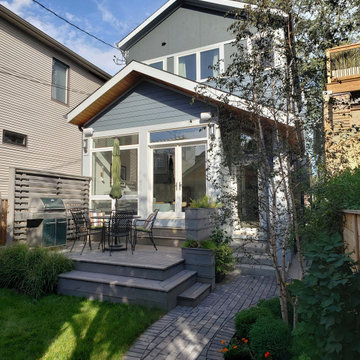 Roscoe Village Residence