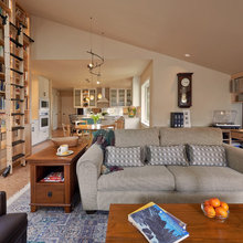 Living Room W/eating Area