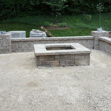 Fire Pits & Outdoor Fireplaces