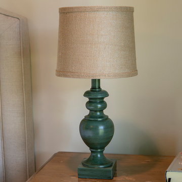 Jada Resin Table Lamp, Deep Green