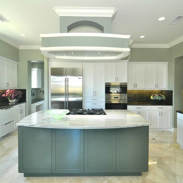 Kitchen: Shaker Sarasota Chalk White Silk