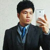 Sung Jin Lee's photo