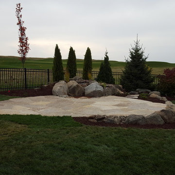 Flagstone Patio & Backyard Fire