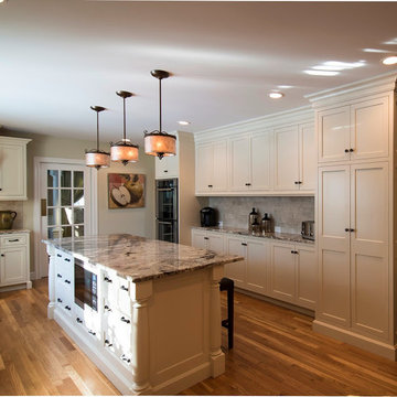 Custom Shaker Style Kitchen