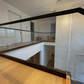 Project #98 | Modern Mono-beam Staircase with Glass Railing