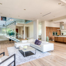 Clo’s Flooring