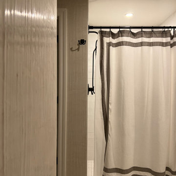 Bamboo Style Venetian Plaster Bathroom