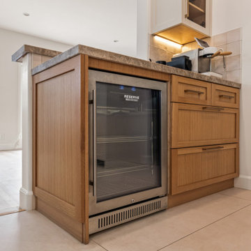 Stearns Drive Kitchen and Bath / Los Angeles. CA