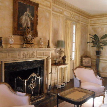 Historic Living Room / Before & After