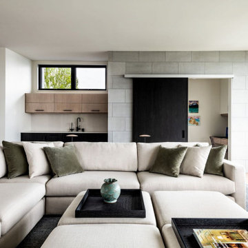 Lake Washington Waterfront Family Room by Hyde Evans Design