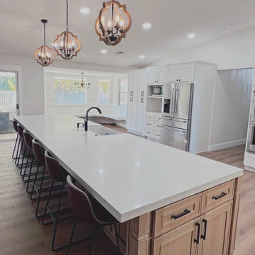 Lovely Kitchen & Custom Cabinets