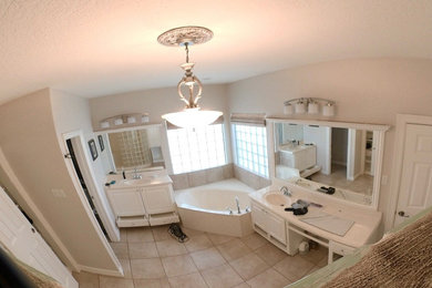 Home design - modern home design idea in Austin