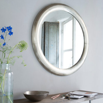 Sucks mirror