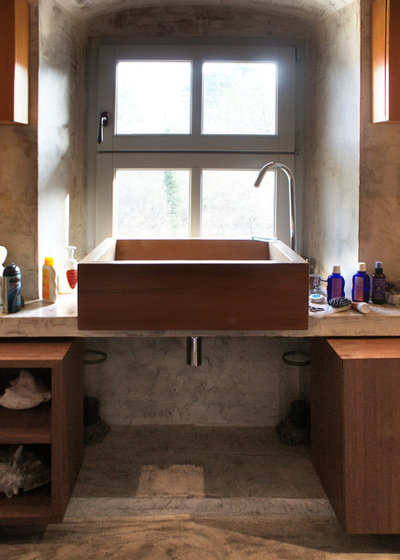 Современный Ванная комната by studio b-arch