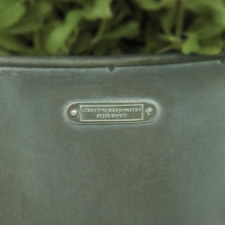 Garden Planters - Outdoor Plant Pots & Planters
