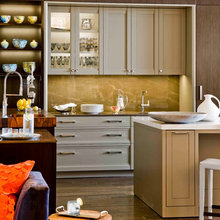 China Cabinet/ Wet Bar