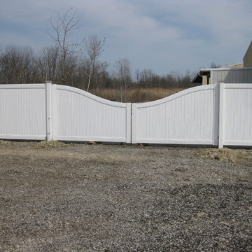 Vinyl Gates Custom