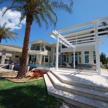 Trellis / Pergolas