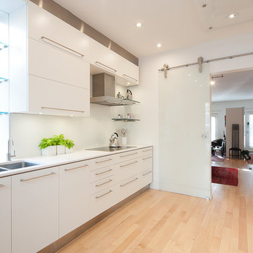 Midtown Contemporary Kitchen