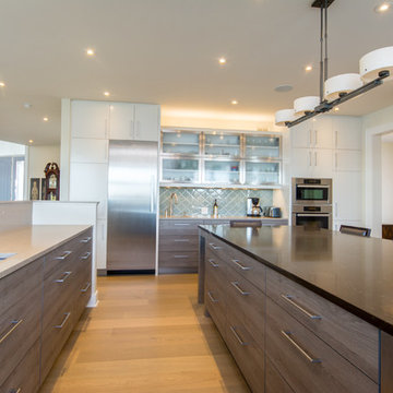 Contemporary Kitchen