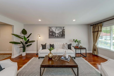 Trendy living room photo in Los Angeles
