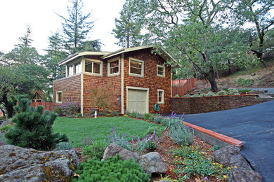Example of a classic exterior home design in San Francisco