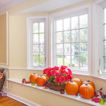 New Bay Window in Beautiful Dining Room - Renewal by Andersen Long Island, NY