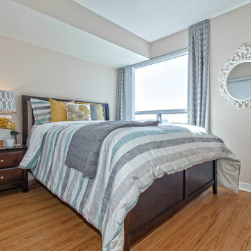 Lee Centre {Staged} Residence