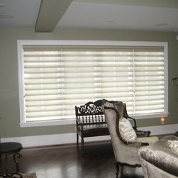 Birchview Drive, Lorne Park, Misissauga - Window Blinds