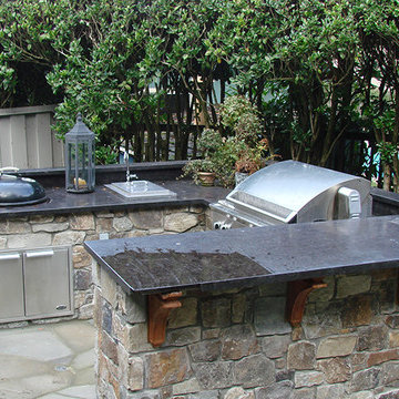Outdoor Kitchens, BBQs and Fireplaces