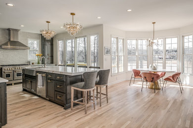 Kitchen - kitchen idea in Atlanta