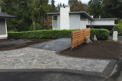 Photo of a landscaping in Vancouver.