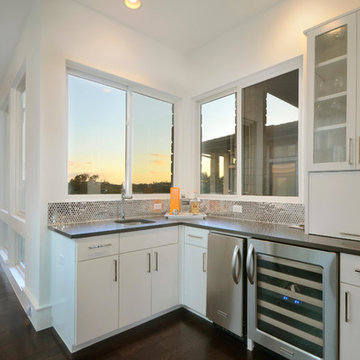 Lake Travis Modern