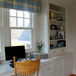 Library, Bookshelfs, Desks - Desks And Hutches