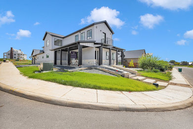 Inspiration for a modern exterior home remodel in Austin