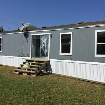 Mobile Home Steps (Exterior)