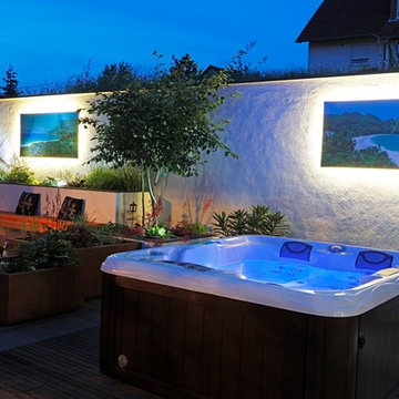 Whirlpool bei Nacht
