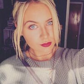 Casey Heaton's photo
