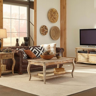 Mittelgroßes Mediterranes Wohnzimmer in Burlington