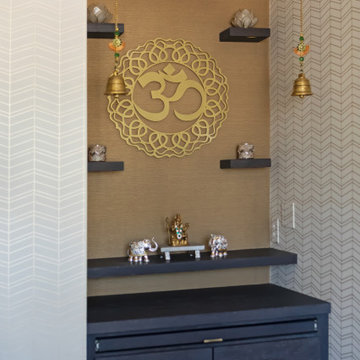 Living room in blue and gold