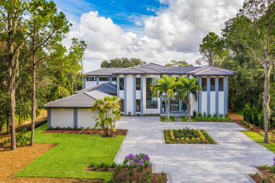 Example of a minimalist home design design in Orlando