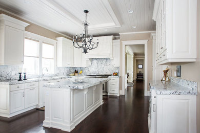 Elegant kitchen photo in Salt Lake City