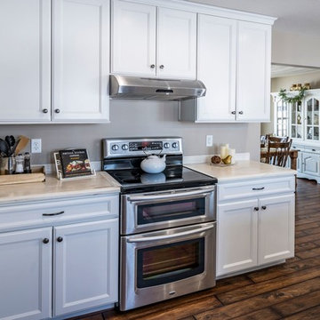 Double Oven Range w cabinetry